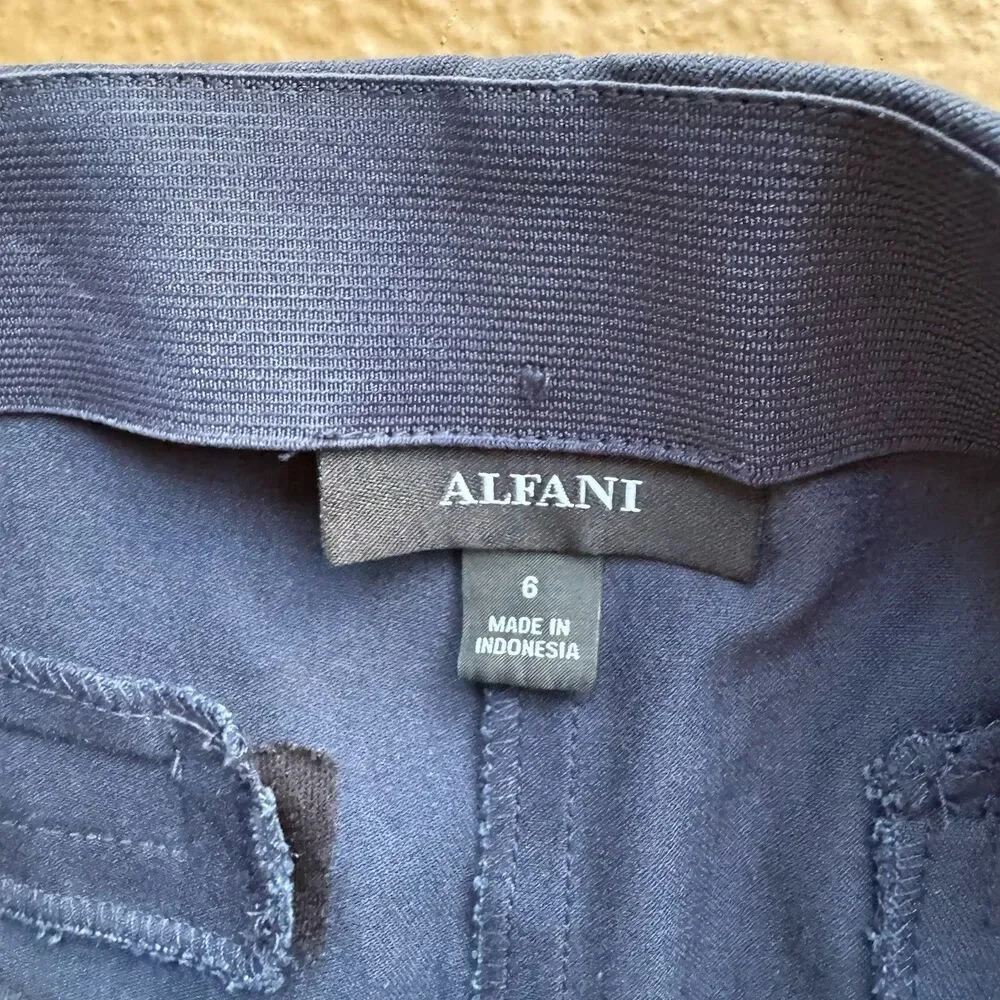 NWT Women’s Alfani Pants Sz 6 Skinny Leg Comfort Waist Navy Office Minimalist - Picture 9 of 9